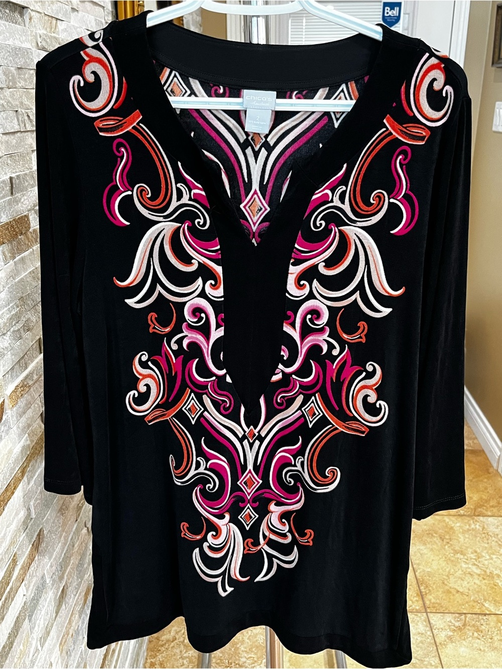 Chico's Black Tunic with Merlot, White & Taupe Scroll Print LN